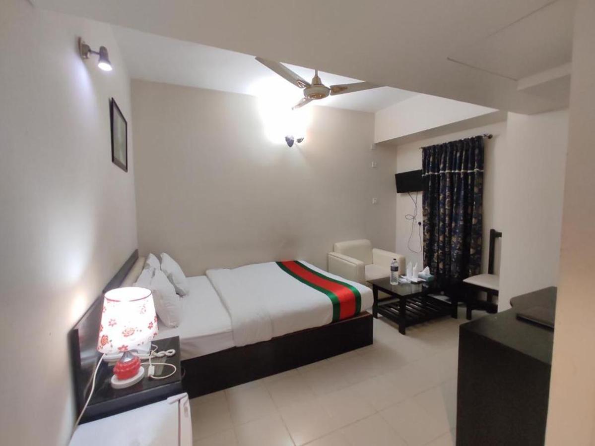 Hotel The Rahmania International Dhaka Extérieur photo