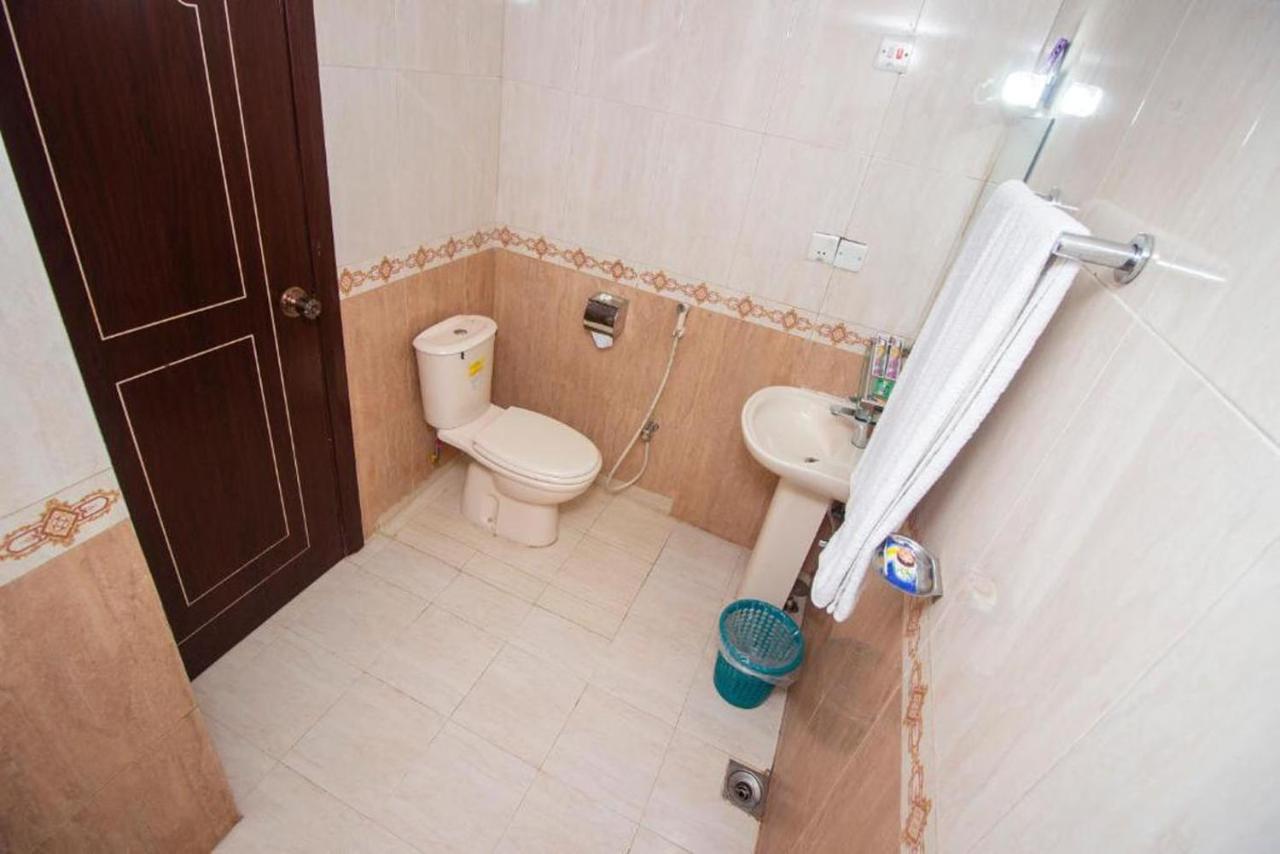 Hotel The Rahmania International Dhaka Extérieur photo