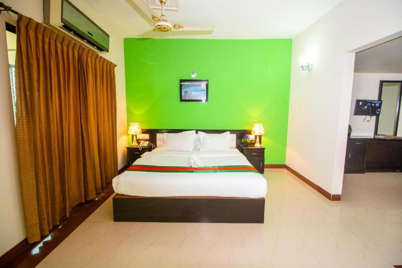 Hotel The Rahmania International Dhaka Extérieur photo