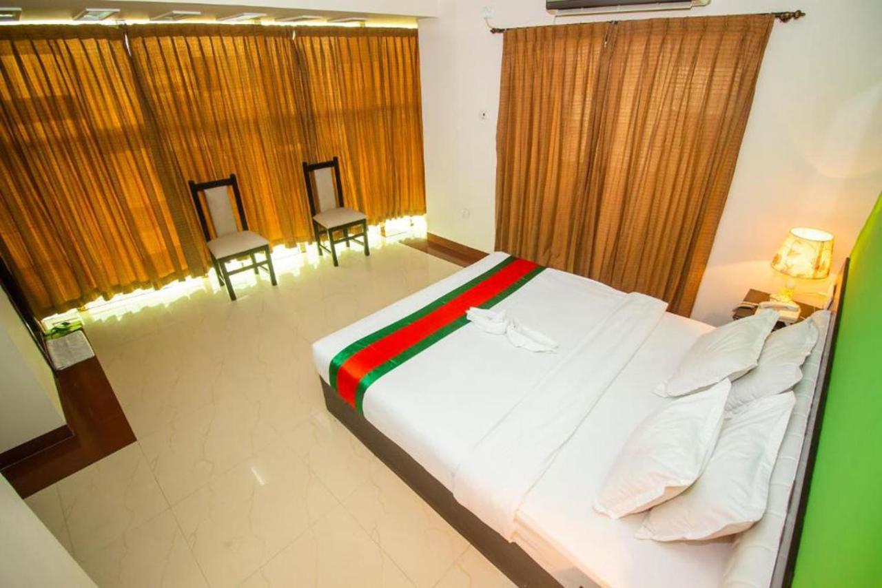 Hotel The Rahmania International Dhaka Extérieur photo